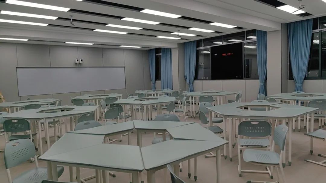 達州市第一中學校.jpg 達州市第一中學校.jpg